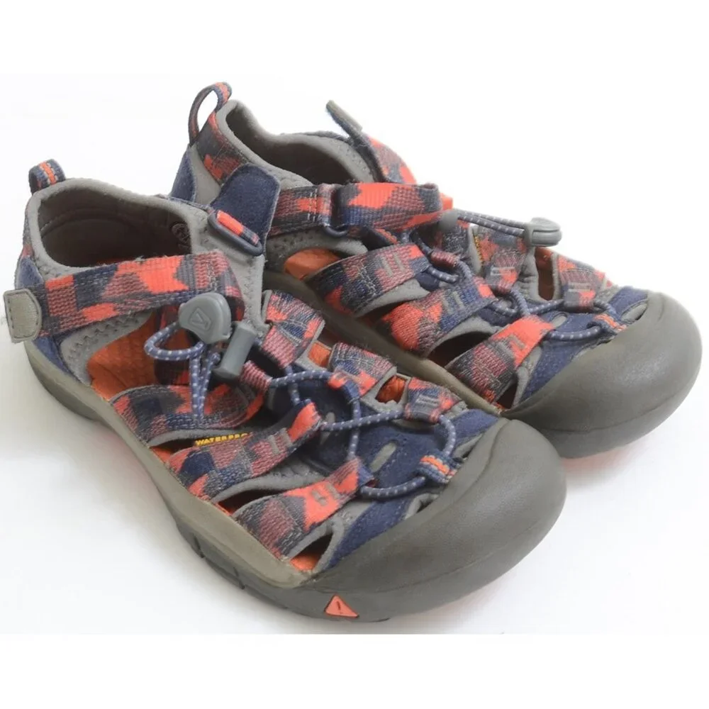 KEEN Newport H2 Fisherman Water Shoes Sandals Beach Outdoor Hiking Kids 3